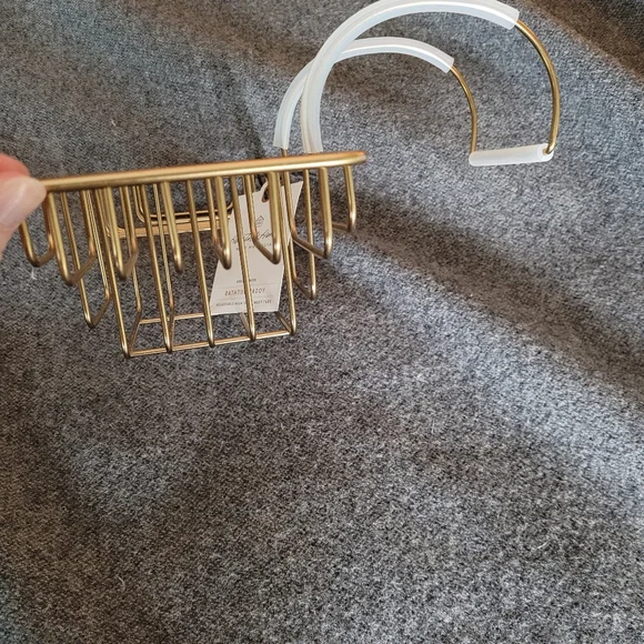 Hearth & Hand bathtub caddy - Picture 2 of 3